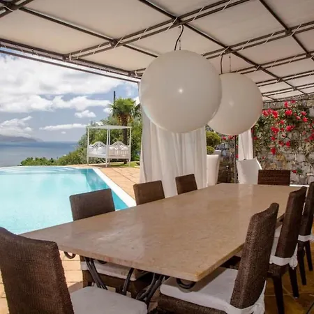Villa Portofino With Private Pool Sea In Front *
